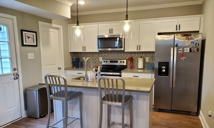 Church Hill House | Classic Church Hill Row Home with Yard and Parking