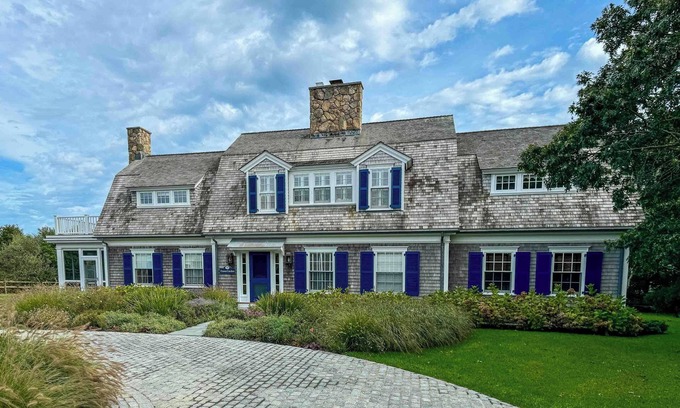 Katama House | Classic Coastal Elegance in the Katama Bay area