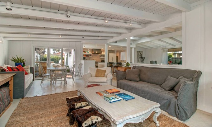Del Mar House | Classic Del Mar Beach Living