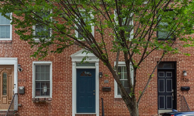 Riverside House | Classic Federal Hill Rowhouse