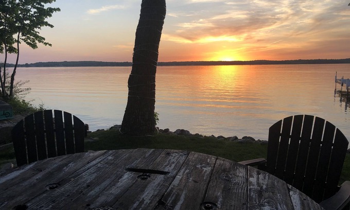 Detroit Lakes Cottage | Classic Lake Sallie Home - Fish, Golf, Bike, Kayak, Pickleball, Bball, Peloton