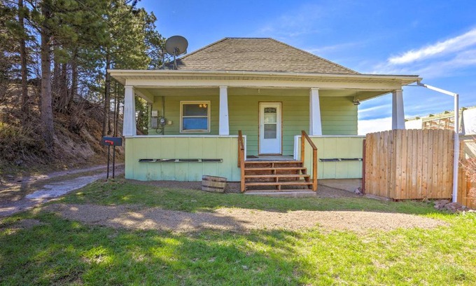 Deadwood House | Classic Mountain Home, Half Mi to Main Street