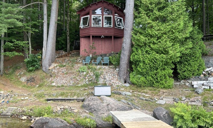 Bala Cottage | Classic 'Muskoka' Cottage