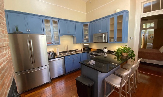 Lower Garden District House | Classic New Orleans Victorian Charmer