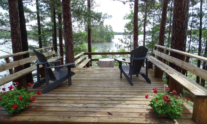 Manitowish Waters Cottage | Classic Wisconsin up-north cottage on the premier Manitowish Chain of Lakes.