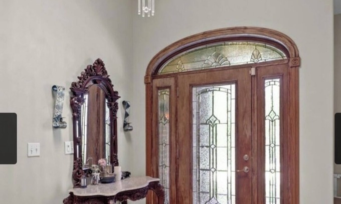 Duquesne House | Classy 4 bedrooms 4 bathrooms house with pool &hot-tub in up scale neighborhood