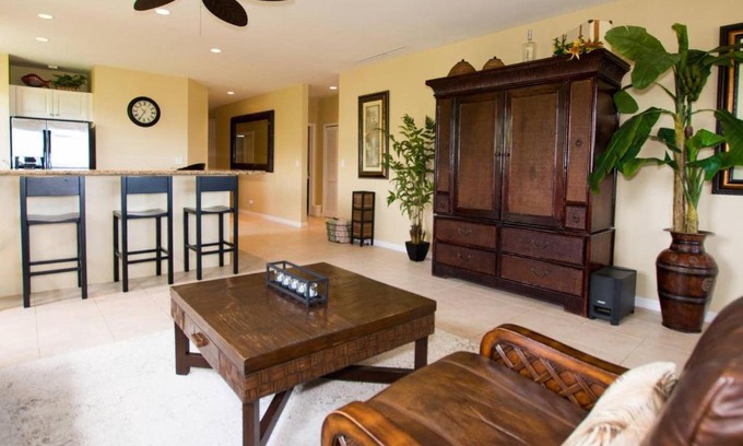 Coco House | Classy artsy ocean-view unit near pool at Pacifico in Coco sleeps 6