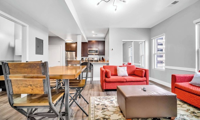 Hough Apartment | Cle Suites 2BR/1BA | 5 min Walk to Cle Clinic #14