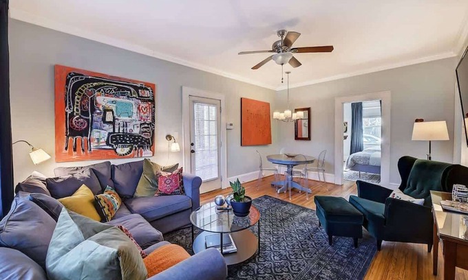 Dilworth Condo | Clean 6BR, 3 King Condos | Dilworth | Walkable
