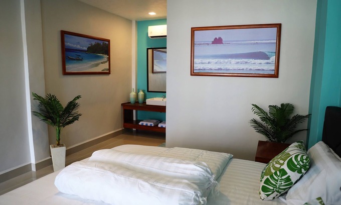 Nias Resort | Clean and comfortable standard room with garden view