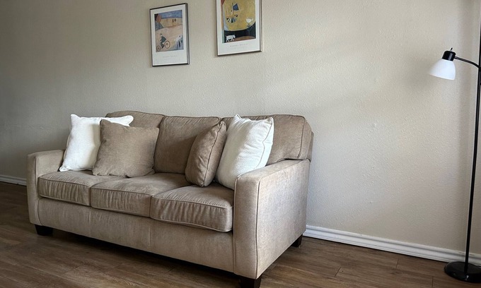 Texarkana Apartment | Clean and Convenient 1-bedroom apartment with WiFi, AC in fabulous Texarkana