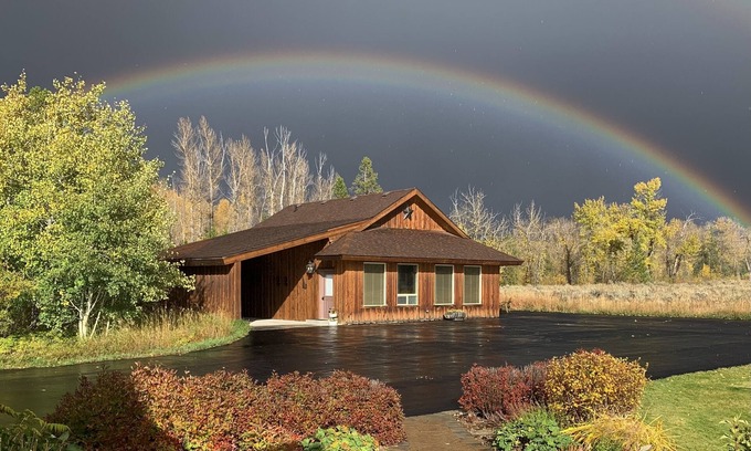 Tetonia House | Clean and cozy home with great amenities and amazing views.