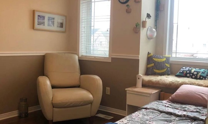 London House | Clean and quiet house near Costco shopping mall