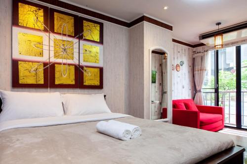 Bang Phlat Apartment | Clean Comfy Cozy easy to go Siam Paragon and Chatuchak Market