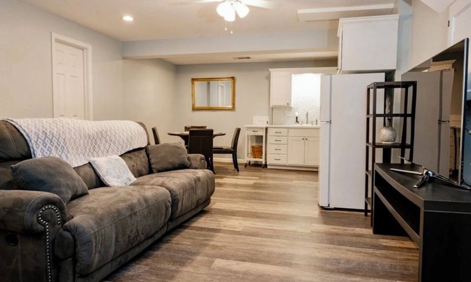 Shawnee House | Clean, Cozy & Private 2-Bdrm Retreat In The Woods