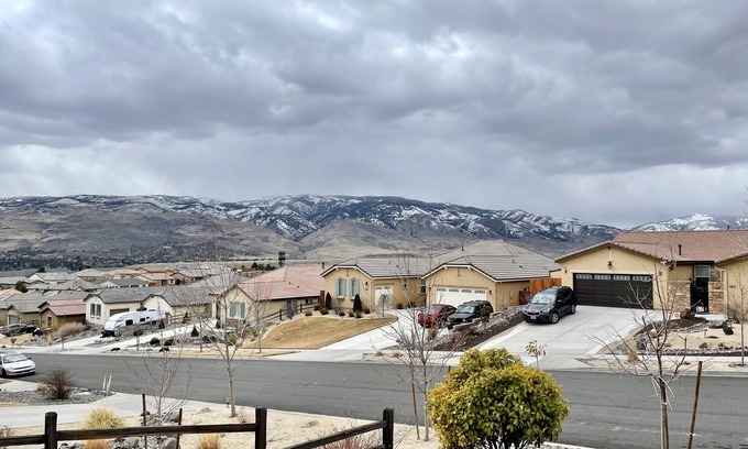 Northwest Reno House | Clean Modern Private Home 28Miles From Tahoe