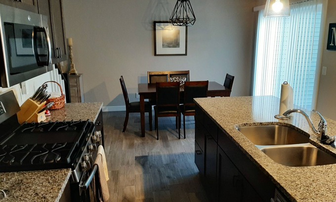 De Forest Condo | Clean new construction