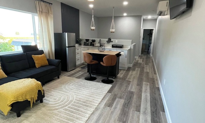 Twin Falls Apartment | Clean/private 1-bedroom with 1 car garage in beautiful Twin Falls
