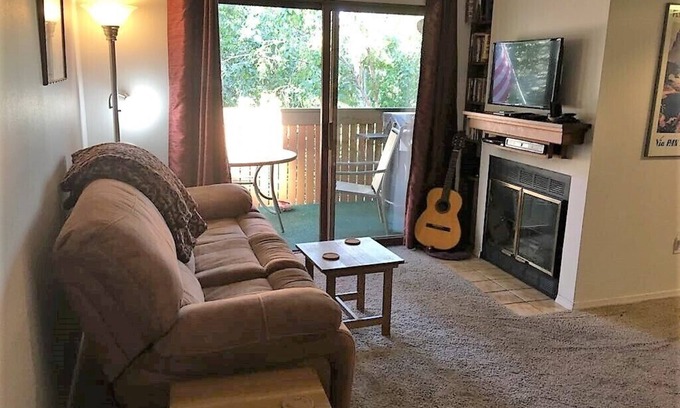 Taku - Campbell Condo | Clean/Quiet Top Floor, Heated Parking, Near Trails!