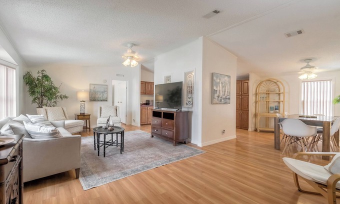 Edgewater House | Clean, roomy & comfy home with access to two community pools and a boat launch.