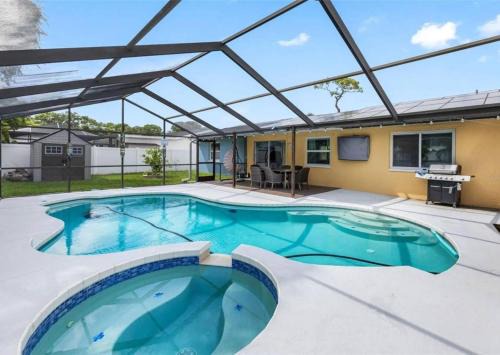 Greenbrook Estates Villa | Clearwater House 3 bedrooms-pool