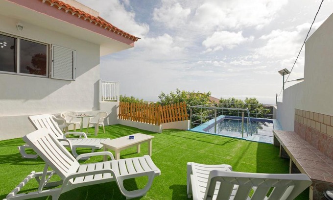 Arafo House | CLEMENTE HOUSE PRIVATE PooL