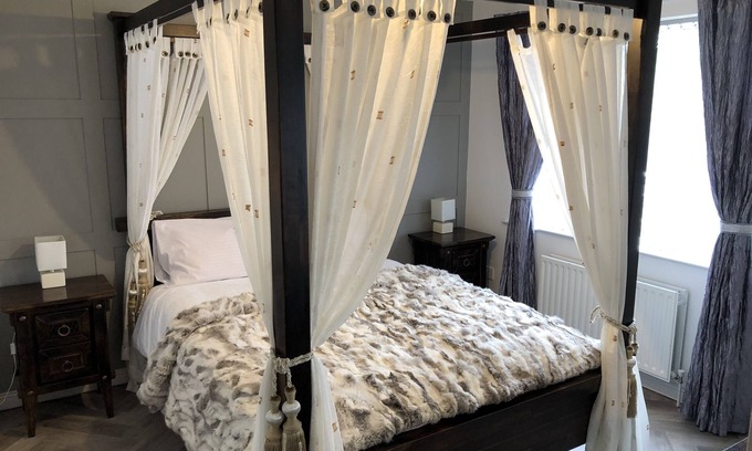 Hilltown House | Cleomack HousenHome from Home @Mourne Mountains