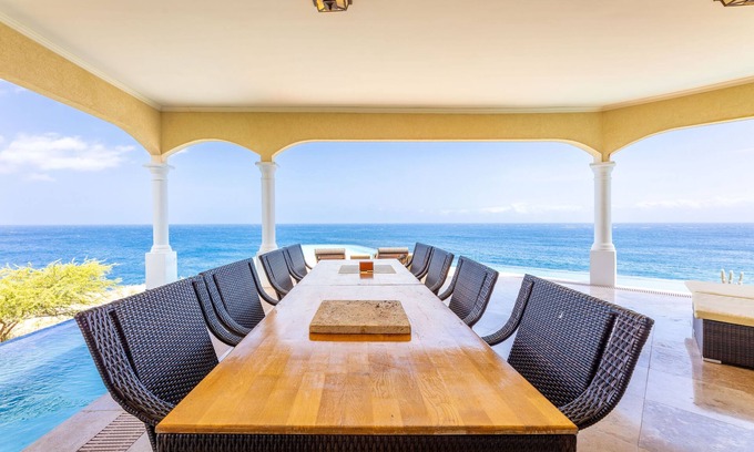 Sabana Westpunt Villa | Cliff Villa