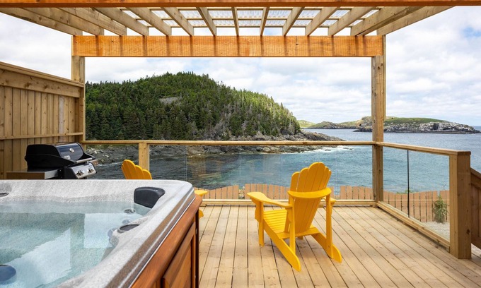 Bauline East Resort | Cliffs Edge Retreat