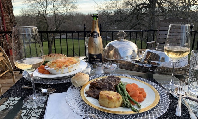 Port Dover Bed & Breakfast | Clonmel Castle