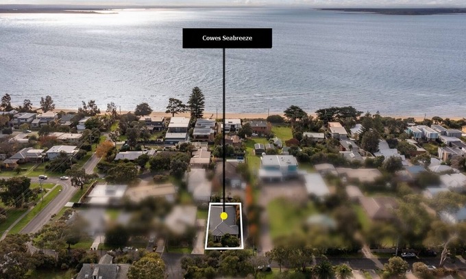 Powlett River House | Close to beach, quiet neigbourhood. close to town shops & restaurants