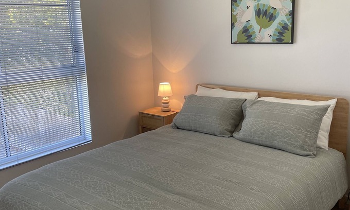 Forster Apartment | Close to Beach! renovated 2 bdr unit,quiet area only 400mtre to patrolled beach