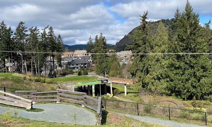 Bear Mountain Resort House | Close to Bear MountainnHuge house that could accommodate a big group.