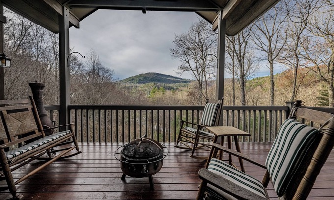 Cedar Creek House | Close to Cashiers & Sapphire! Mountain View!