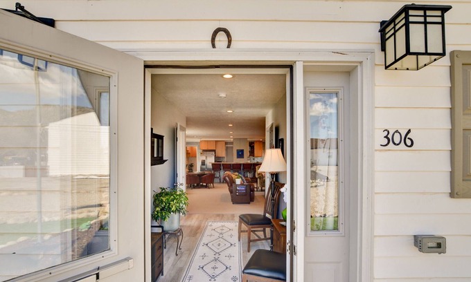 Buena Vista House | Close to Downtown, Hiking & the Arkansas River