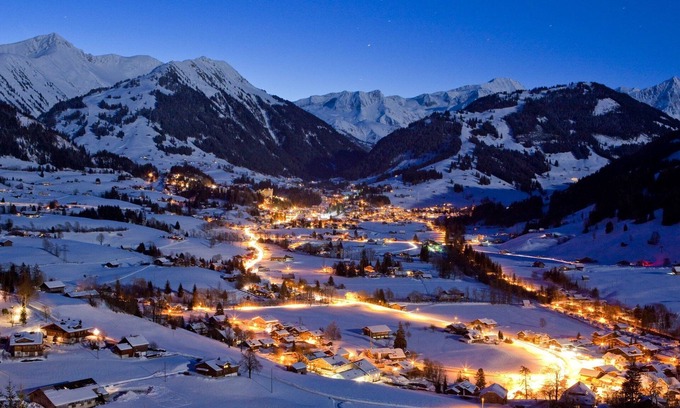 Saanen Apartment | Close to hiking trails & the center of Gstaad