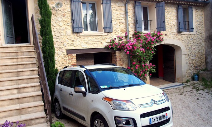 Fons House | Close to Nîmes, authentic village house renovated in 2009 - Courtyard and garden