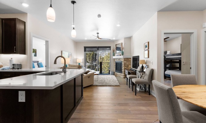 Lakeside Village Condo | Close to Ski Slopes, Cozy Floor Plan w/ Fireplace, Balcony & Shared Hot Tubs