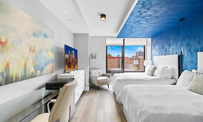 Port Morris Hotel | Close to Stadium Studio 2F BR | near NYC