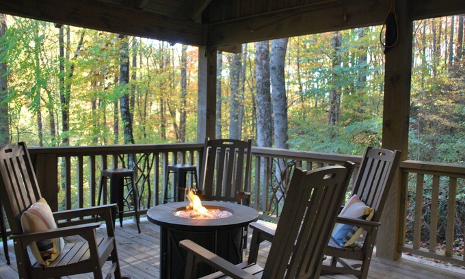 Sylva House | Close to Sylva and WCU,nPrivacy and Convenience