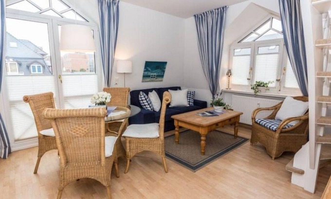 Westerland Apartment | Close to the beach. Central. Comfortable. - Old city nursery