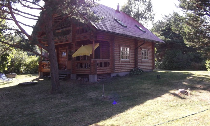 Mahu Cabin | Close to the beach, quiet located Blockhouse