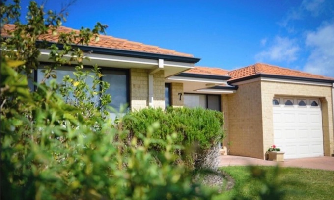 West Beach House | Close to the beach, STRA6450H9X87W00