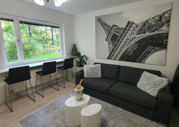 Hasselby Apartment | Close to the metro and the beach! with a view of the Scandinavian forest