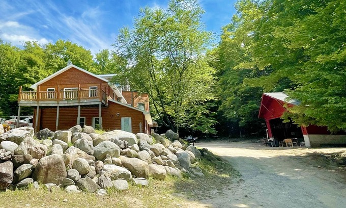 Central Lake House | Close to Torch Lake. Event and Sports Barn. Great golf nearby. Sleeps 13+. Bunks