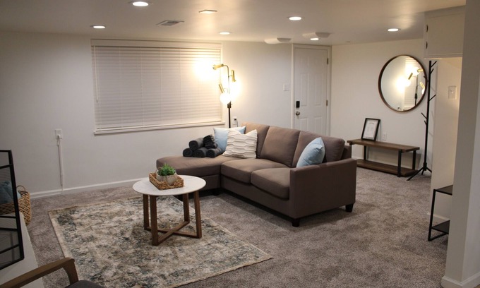 Salt Lake City Apartment | Close to world class ski resorts! Located in a cozy Holladay neighborhood.