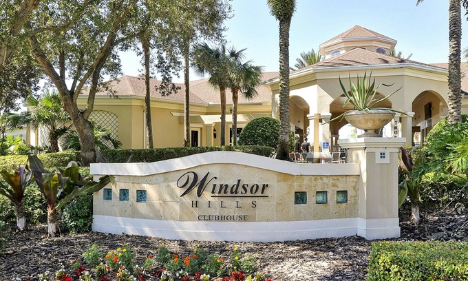 Crestwynd Bay Condo | Close2Mickey! Resort amenities with the comforts of home!