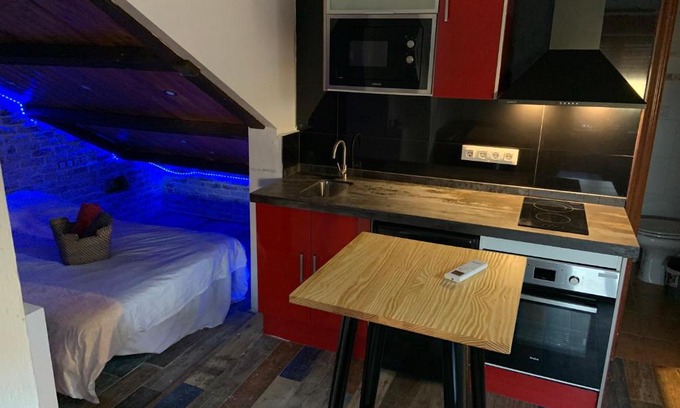 La Linea de la Concepcion Apartment | Closest Studio to Gibraltar Border