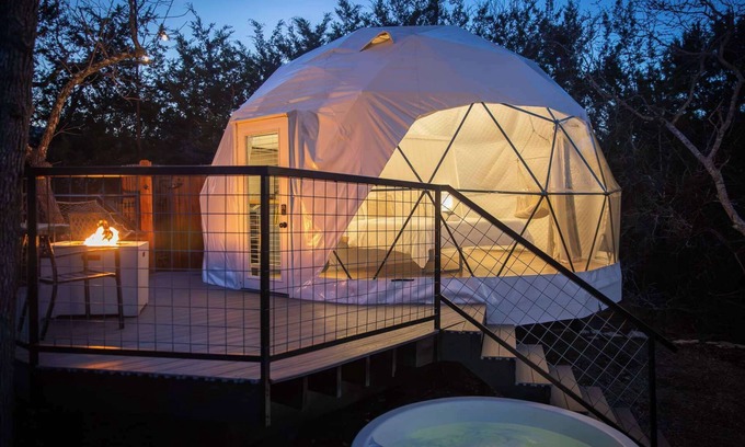 Fredericksburg RV Rental | Cloud Dome W/Private Hot Tub and Outdoor Shower!