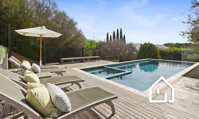 Portsea House | Clovelly of Portsea *1 NIGHT FREE* Heated Pool & Spa Luxury